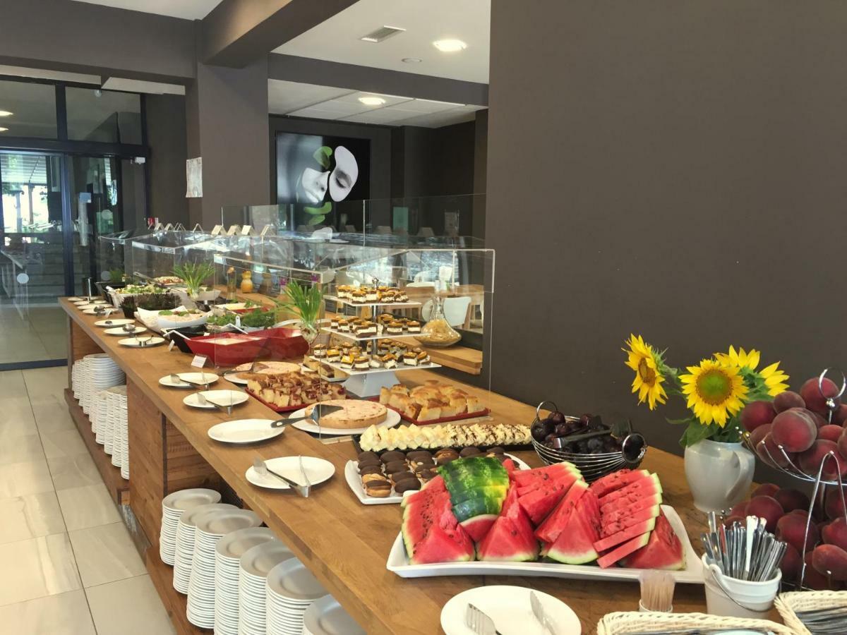 Hotel Gladiola Golden Sands Ngoại thất bức ảnh