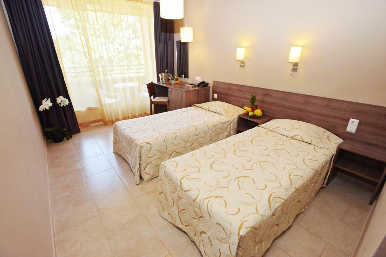 Hotel Gladiola Golden Sands Ngoại thất bức ảnh